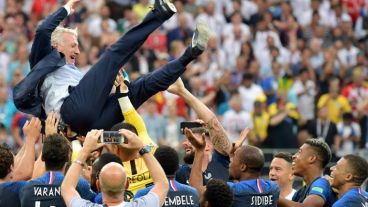 Deschamps pide el Balón de Oro para uno de sus campeones.