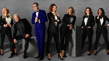 El equipo completo de "Los especialistas del show"