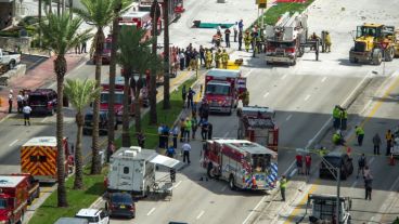 Durante varias dos horas la Policía cerró el tránsito por la avenida Collins.