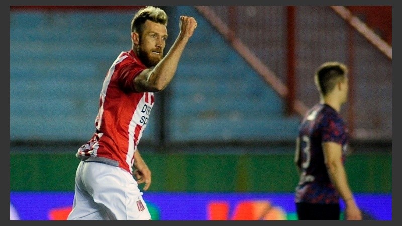 Schunke celebra el primero.