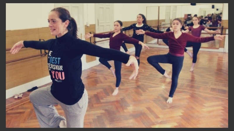 Todas las clases son gratuitas, con cupo limitado y con inscripción previa.