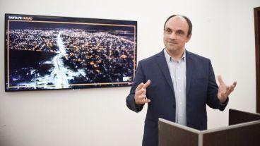 El intendente santafesino se despachó contra la EPE.