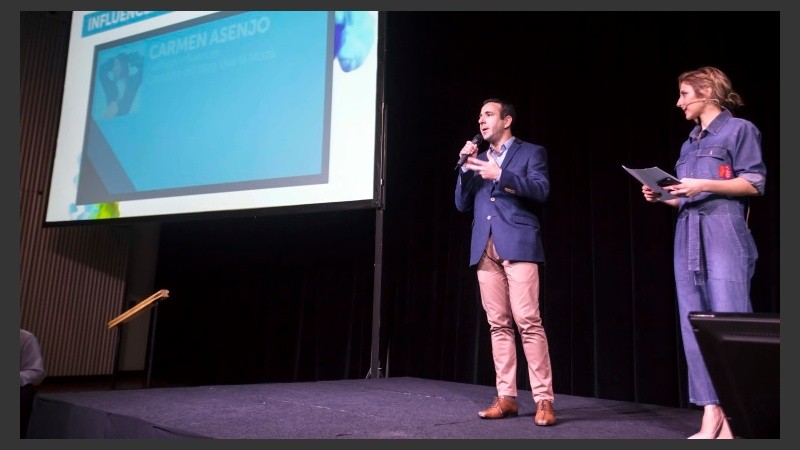 Los influencers, con su accionar, cambiar el proceso de la toma de decisión de compra de sus seguidores.