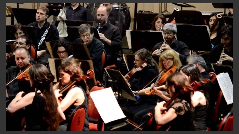 Las entradas se encuentran disponibles en la boletería del teatro El Círculo, de 10 a 12.30 y de 16 a 20.