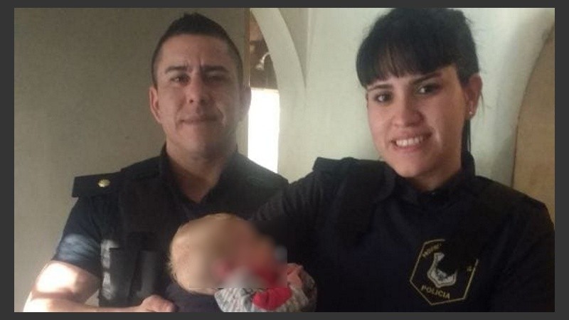 Lourdes y su esposo Fernando, padres de una nena que hoy tiene 6 años.