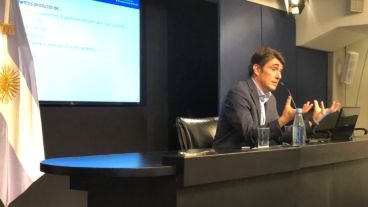 El secretario de Energía habló en conferencia de prensa este lunes.