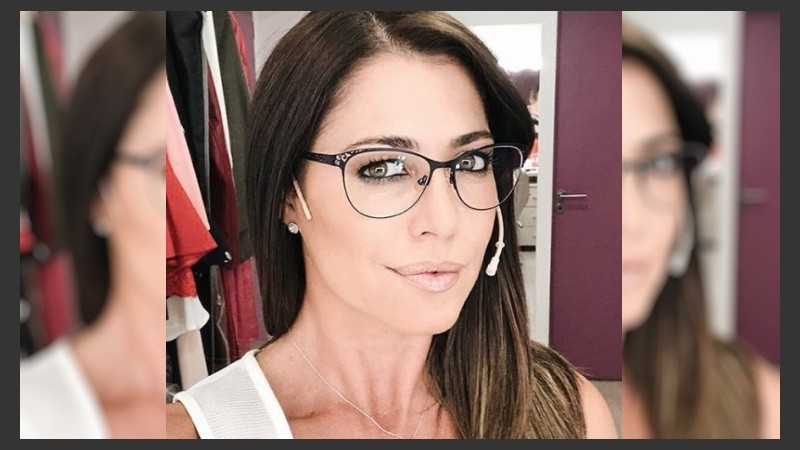 Emocionada, Pamela volvió a conducir su programa. 