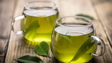 Tomando el té verde con regularidad, disminuirán los episodios de gripe o irritación en la garganta.