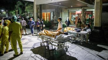 En Indonesia el terremoto dejó víctimas fatales.