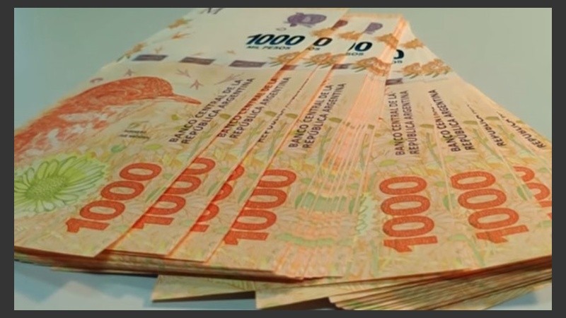 Alerta por billetes falsos de mil pesos. 