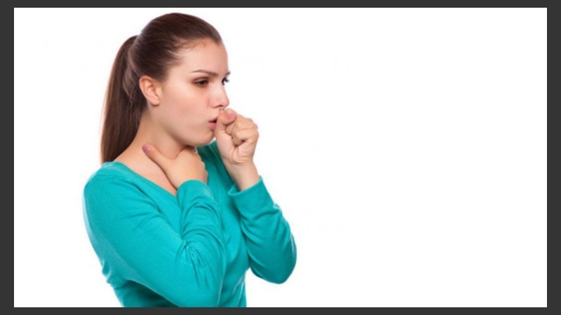 La tos crónica surge a partir de una inflamación permanente de la mucosa nasal o de los senos paranasales.