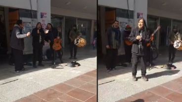 Patagonia cantó "Cacique Yatel" en la peatonal.