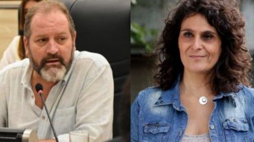 Cardozo y López cruzados por el busto K.