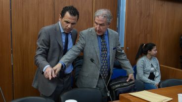 Fausto Yrure y Carlos Edwards, abogados de Los Monos.