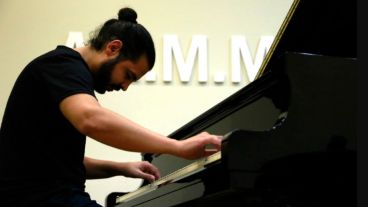 Las músicas y los músicos deben tener como máximo 30 años al momento de la audición.