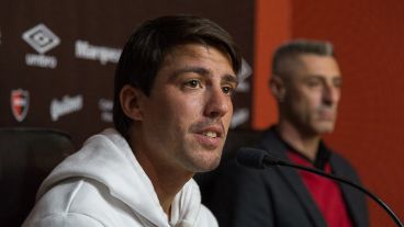 El Gato usará la casaca Nº 33 en su nueva etapa en el club.