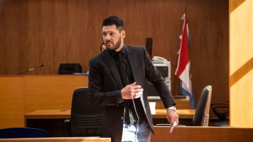 En octubre de 2015 la Gendarmería le encontró un arma.