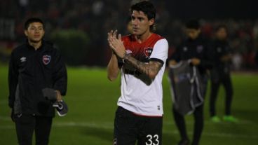 El Gato volvió a jugar en el Coloso.