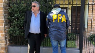 Stornelli durante uno de los allanamientos por los cuadernos.