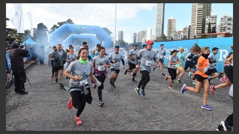 La carrera se realizó este domingo a la mañana.