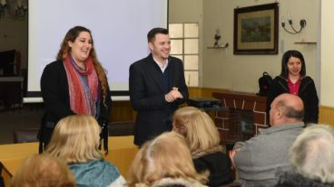 Roy López Molina encabezó la presentación del programa.