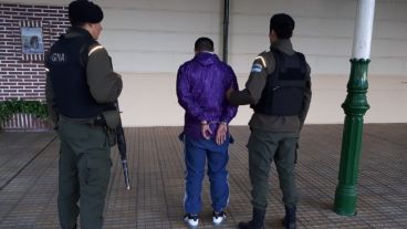 El joven fue trasladado a la Unidad Regional II.