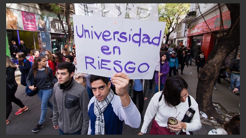 Docentes y alumnos unidos por una misma causa.