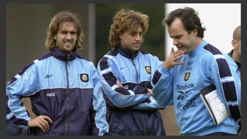 Bielsa recordó una mentira a Crespo y el ex delantero lo perdonó.