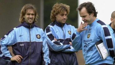 Bielsa recordó una mentira a Crespo y el ex delantero lo perdonó.