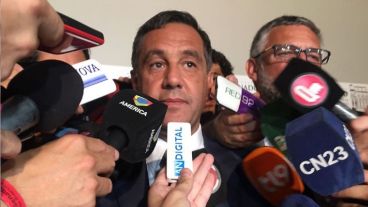 El ministro Finocchiaro fue internado este lunes.