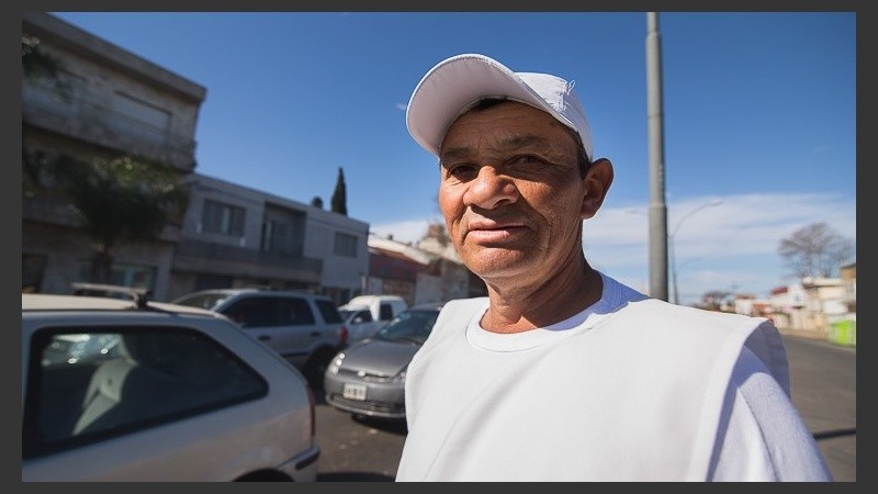 Antoliano trabaja en 27 de Febrero y Avellaneda.