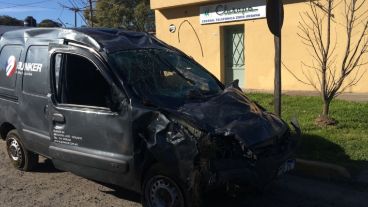 La Kangoo que intervino en el accidente fatal.
