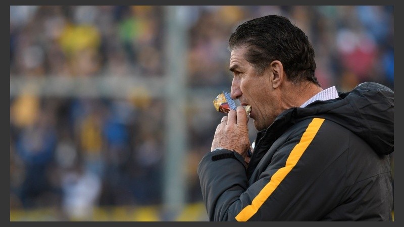 El DT de la Academia sigue con buen sabor de boca.