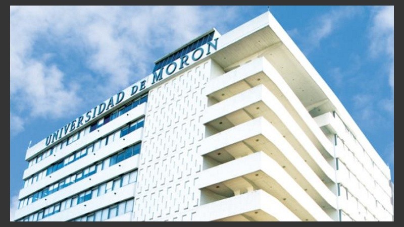 Patrón había sido desvinculado de la Universidad en medio del escándalo de los títulos. 