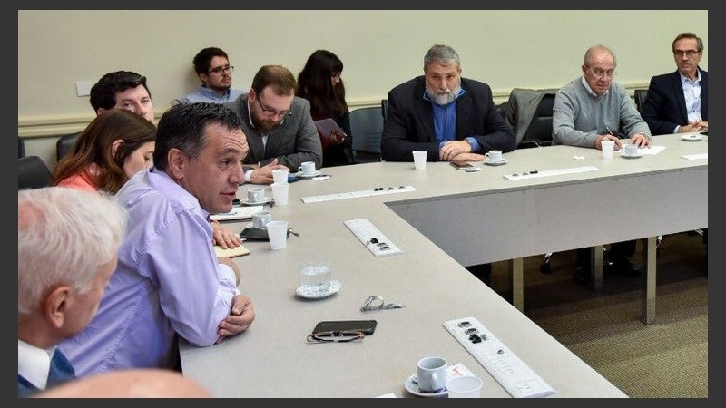 El ministro de Educación participó de la reunión.