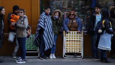 Mucha juventud entre los seguidores de Charly.