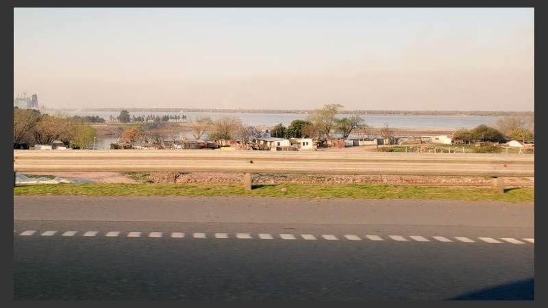 Las islas de Entre Ríos volvieron a generar molestias en la ciudad.