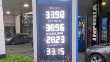 El cartel de los precios de los combustibles este sábado a la mañana.