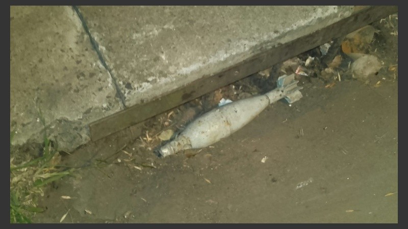 El proyectil de mortero en desuso. 