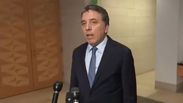 El funcionario regresará a Buenos Aires pero su equipo se queda.