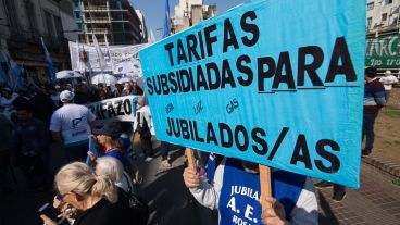 El masivo acto frente al Enargás de Corrientes al 500.