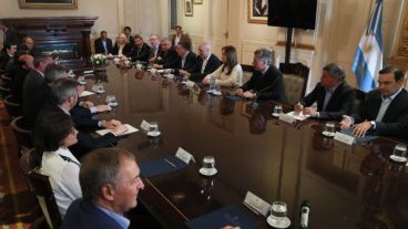 Macri durante la reunión con gobernadores.
