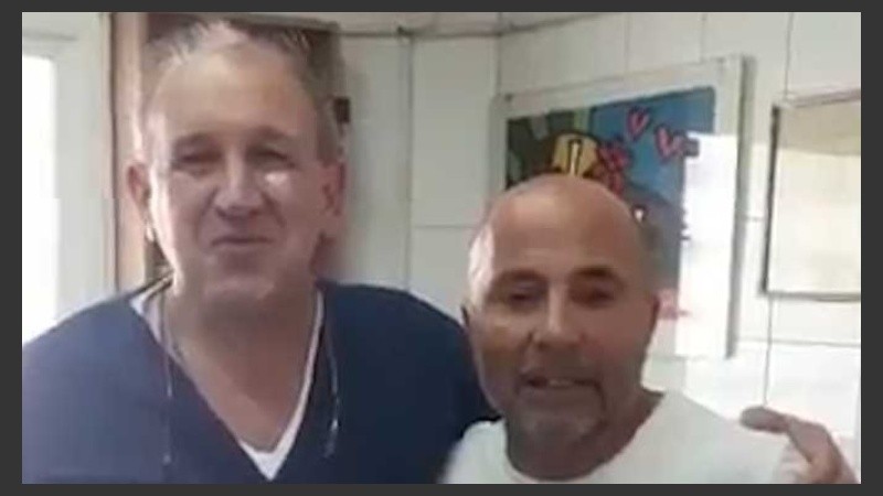 El Zurdo estuvo en una clínica de la zona sur.