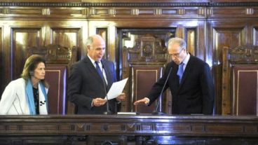 Lorenzetti toma juramento a Rosenkrantz, que ahora será el titular del tribunal.