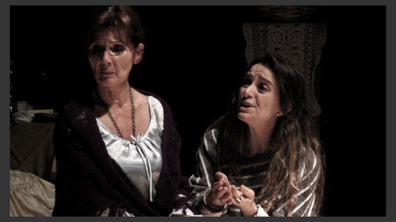 En elenco de “Un mismo árbol verde” está integrado por artistas del Grupo Gente de Teatro y Teatro Universitario San Luis.