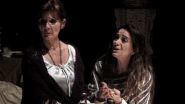 En elenco de “Un mismo árbol verde” está integrado por artistas del Grupo Gente de Teatro y Teatro Universitario San Luis.