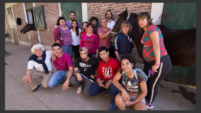 Juan les tiene paciencia y ellos aprenden de a poco; esa es la fórmula que encontraron.