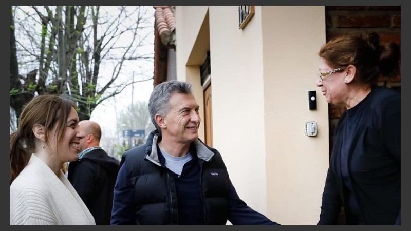 Macri y Vidal realizaron un timbreo juntos en Buenos Aires.