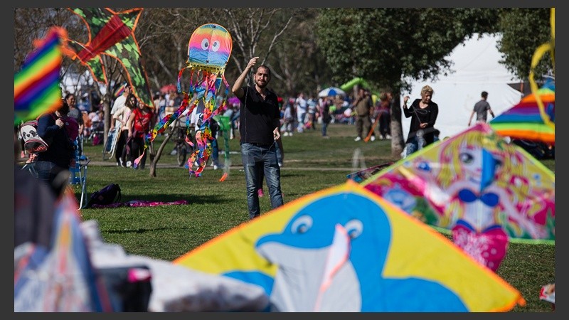 Un cielo de barriletes: el parque Scalabrini Ortiz fue una fiesta ...