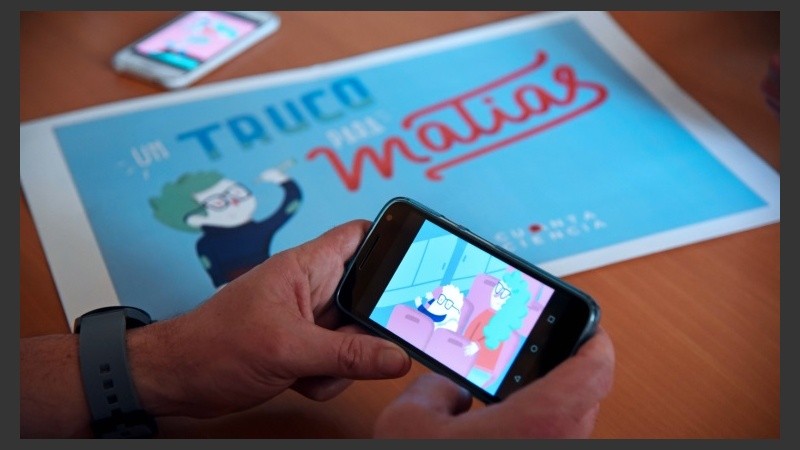 Punciones, pacientes crónicos, nutrición, movilidad y visión son las temática abordadas por la colección.